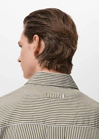 Regular fit striped print shirt