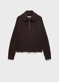 Sweater with contrasting zipper collar