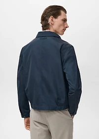 Water-repellent jacket with pockets