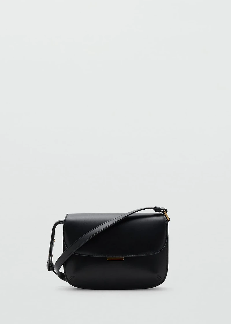 Crossbody bag with flap