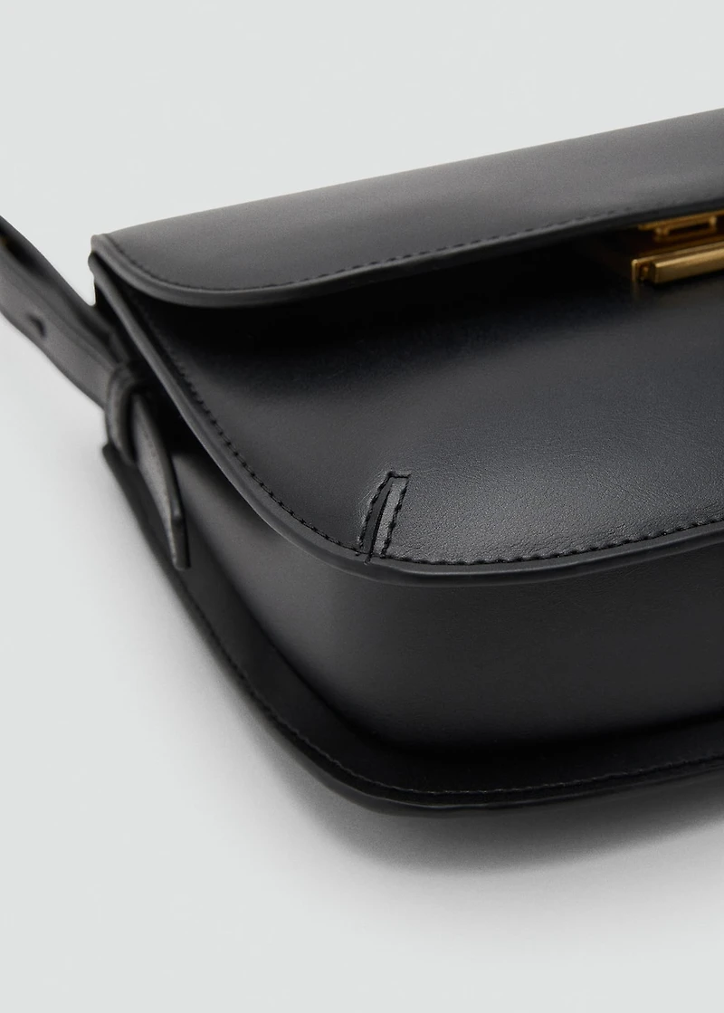 Crossbody bag with flap