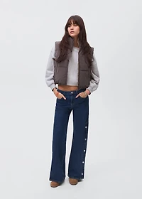 Wide leg jeans with cut-out
