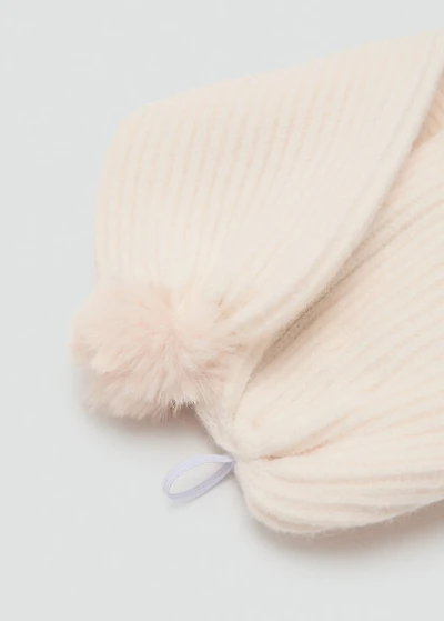 Pompom knit scarf
