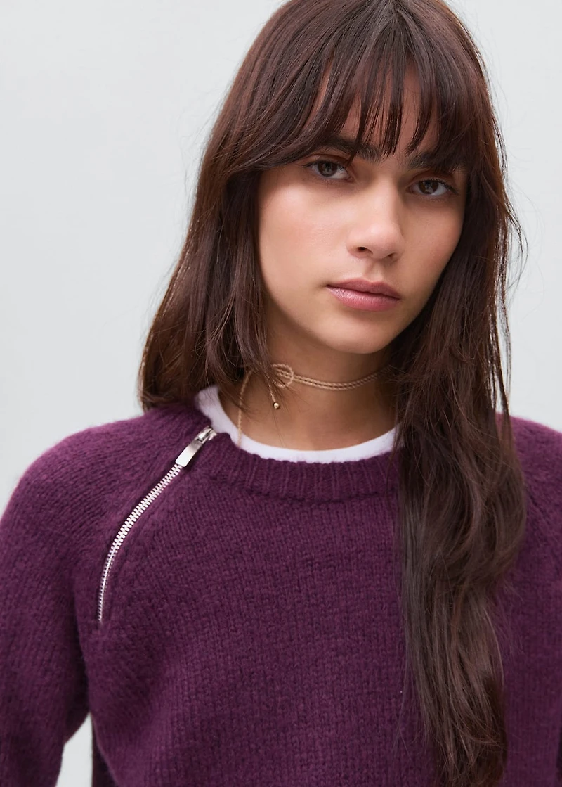 Knitted sweater with zip collar