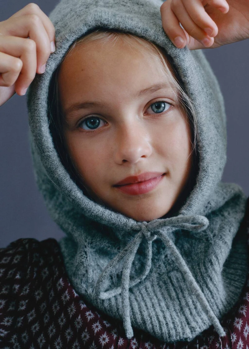 Knitted balaclava