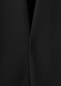 Suit jacket without lapels