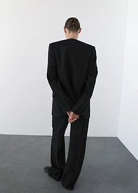 Suit jacket without lapels