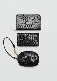 Medium croc wallet