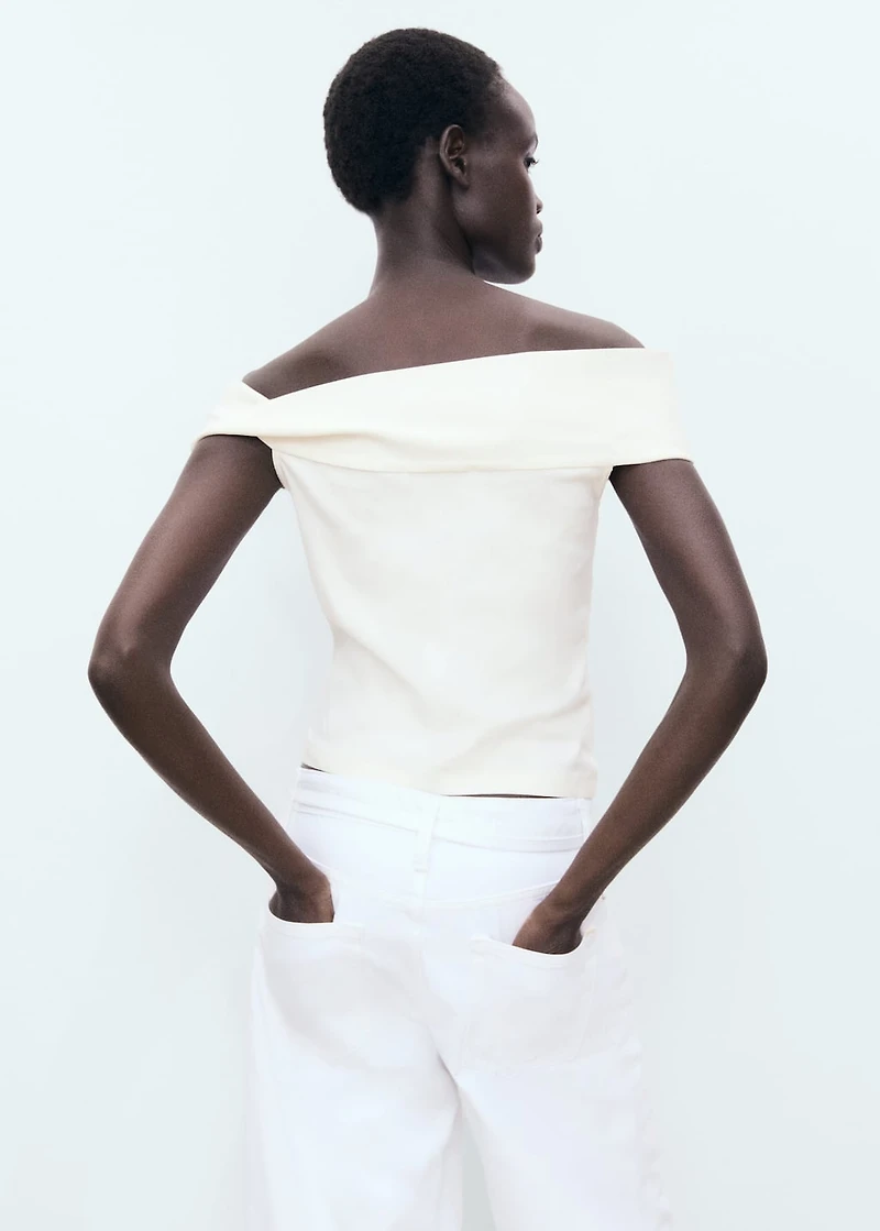 Asymmetrical strapless top