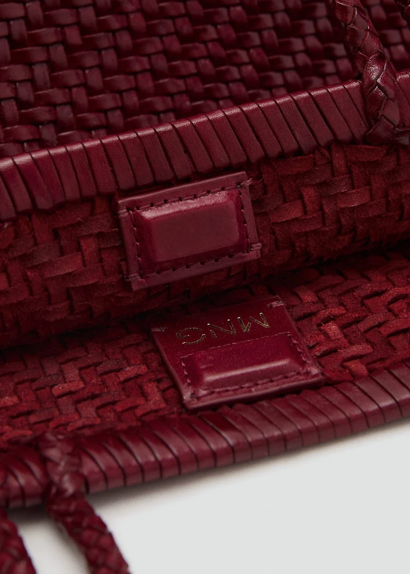 Medium braided leather bag