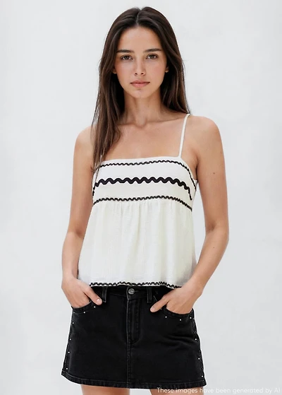 Wavy valance top