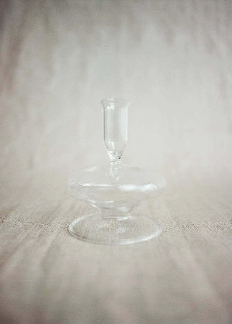 Low borosilicate candelabra with wave pattern