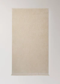 Textured bath towel with fringes