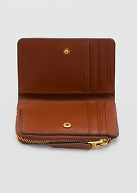Small leather-effect wallet