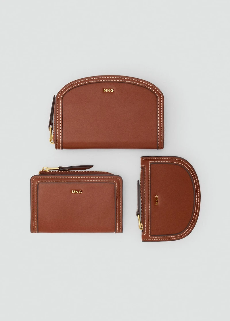 Small leather-effect wallet