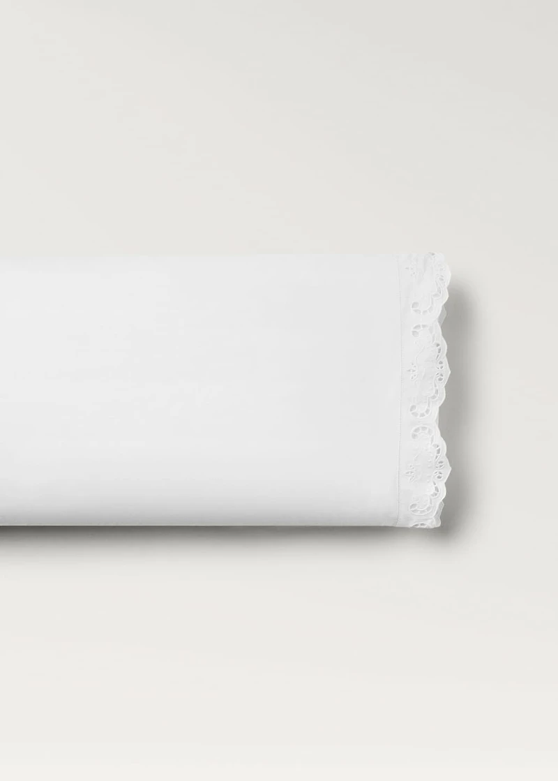 Embroidered cotton pillowcase with lace embroidery 177x433 inches