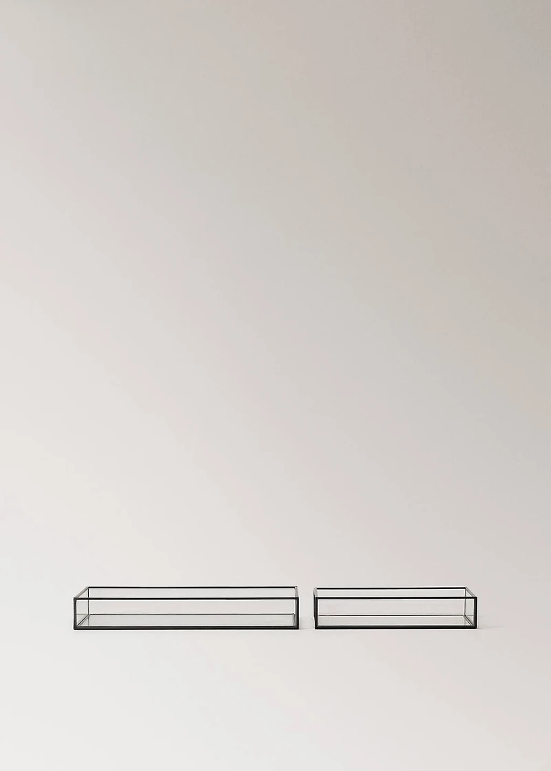 Small decorative tray with metal profile