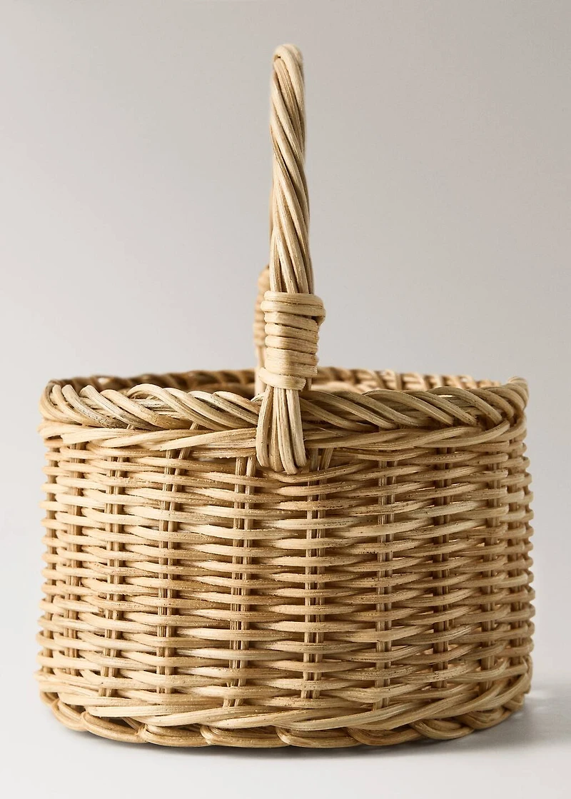 Medium rattan basket with handles