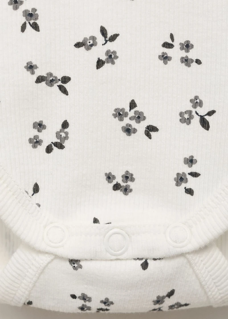 Floral ribbed body