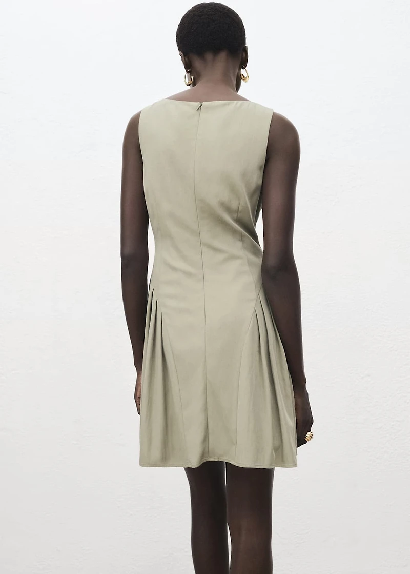 Short pleated dress