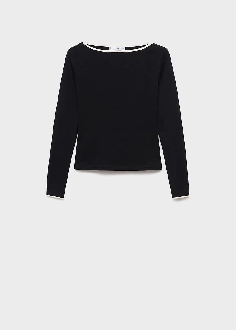 Cotton t-shirt with buttoned cuffs