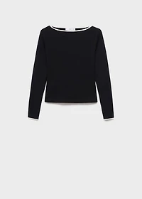 Cotton t-shirt with buttoned cuffs