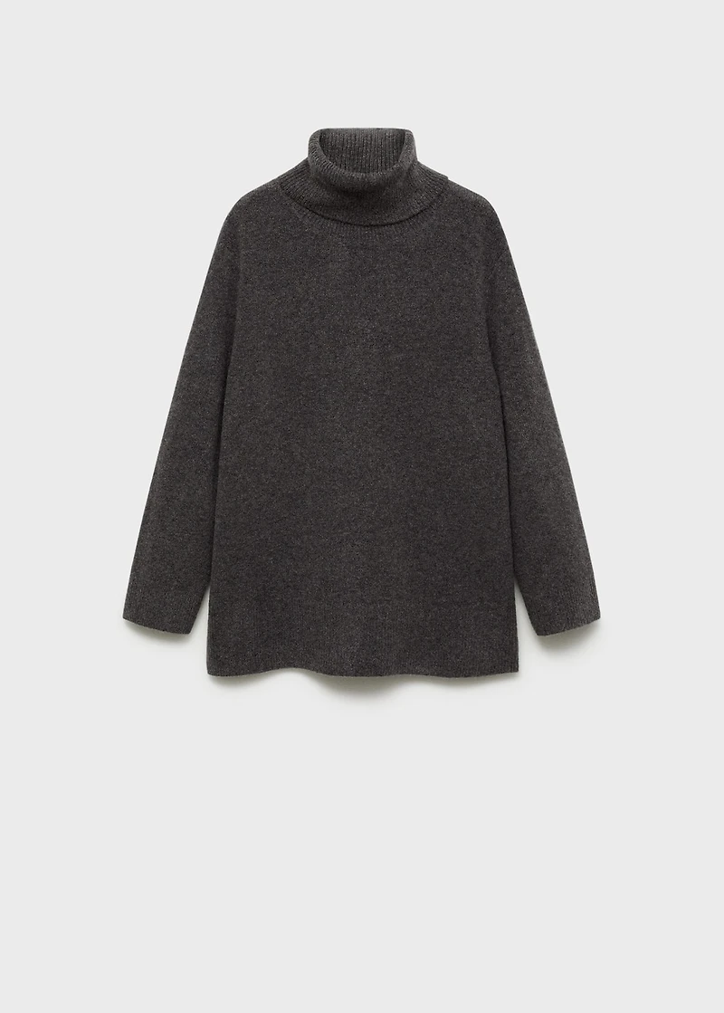 Turtleneck knit sweater