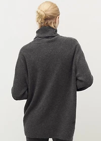 Turtleneck knit sweater