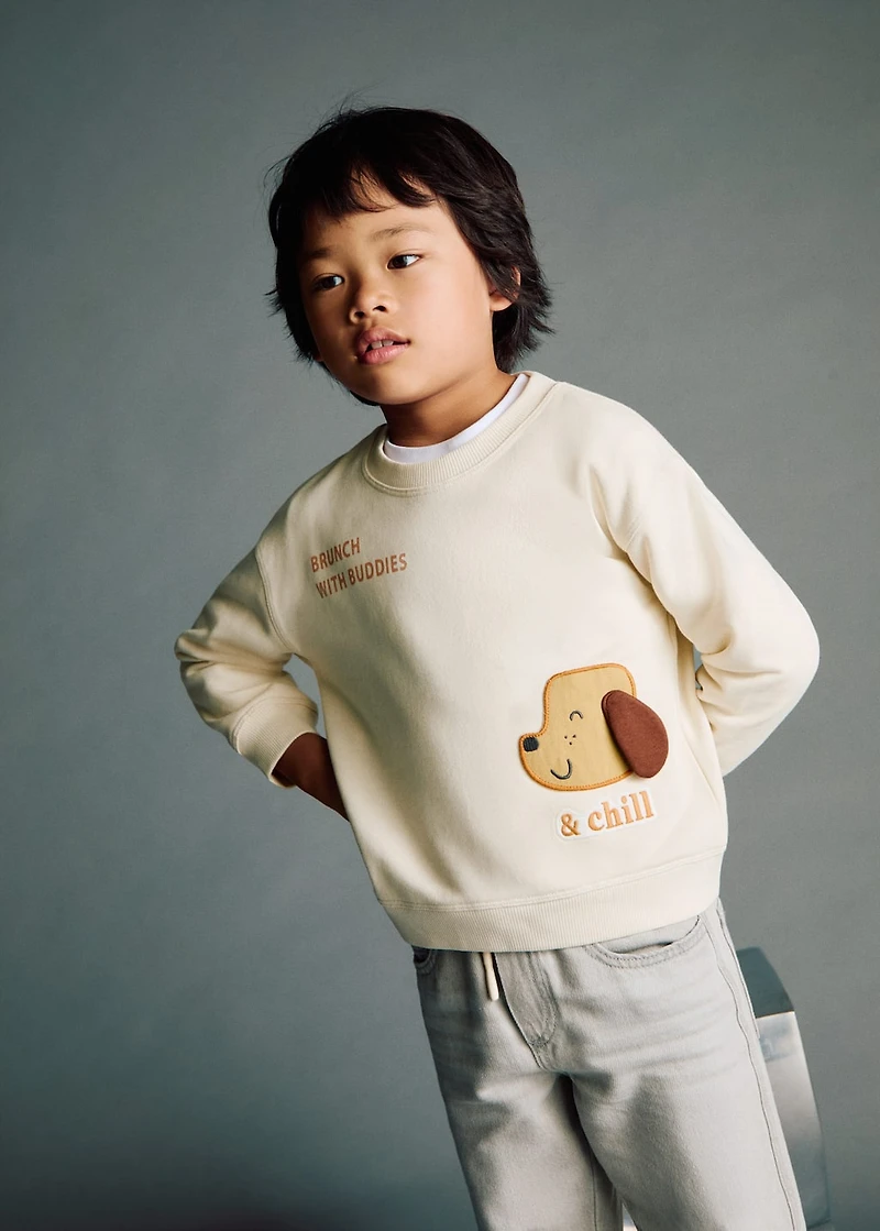 Sweatshirt with embroidered animals