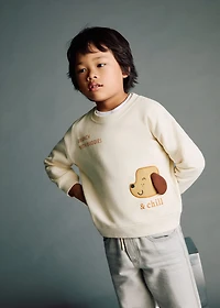 Sweatshirt with embroidered animals