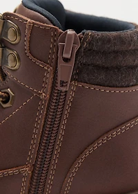 Lace-up mountain boots