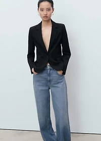 Fitted suit jacket