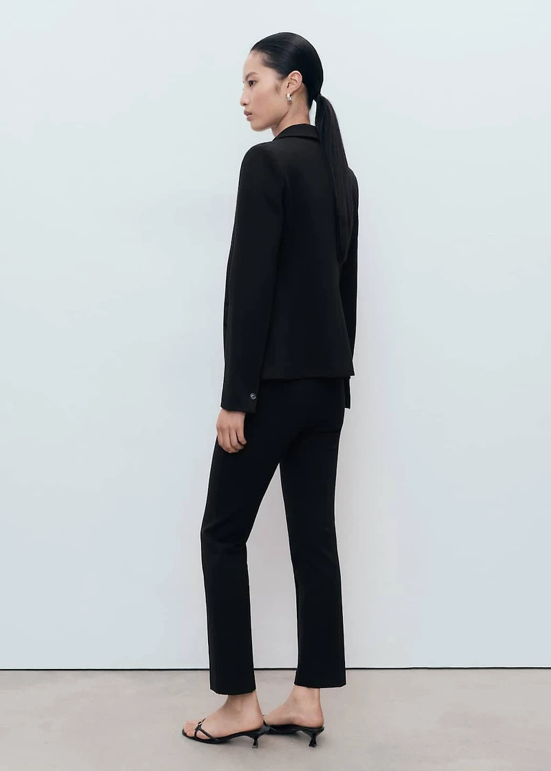 Fitted suit jacket