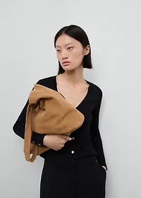 Ribbed buttoned cardigan