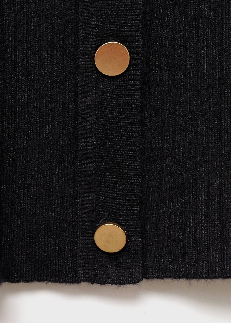Ribbed buttoned cardigan