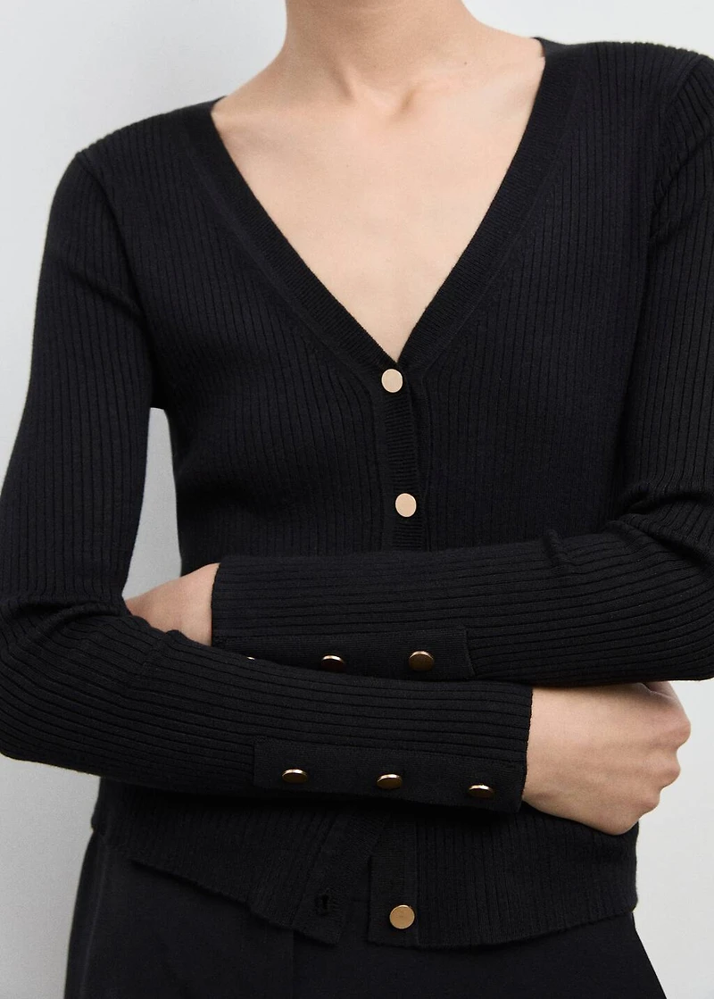 Ribbed buttoned cardigan