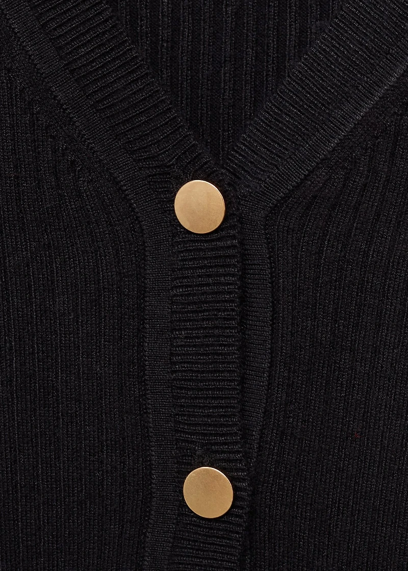 Ribbed buttoned cardigan