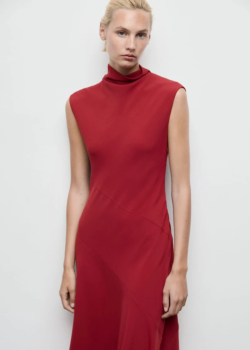 Sleeveless high-neck dress