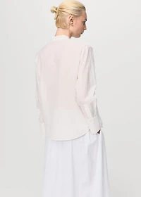 Blouse with lace trim details