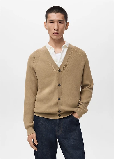 Ribbed knitted cardigan with buttons