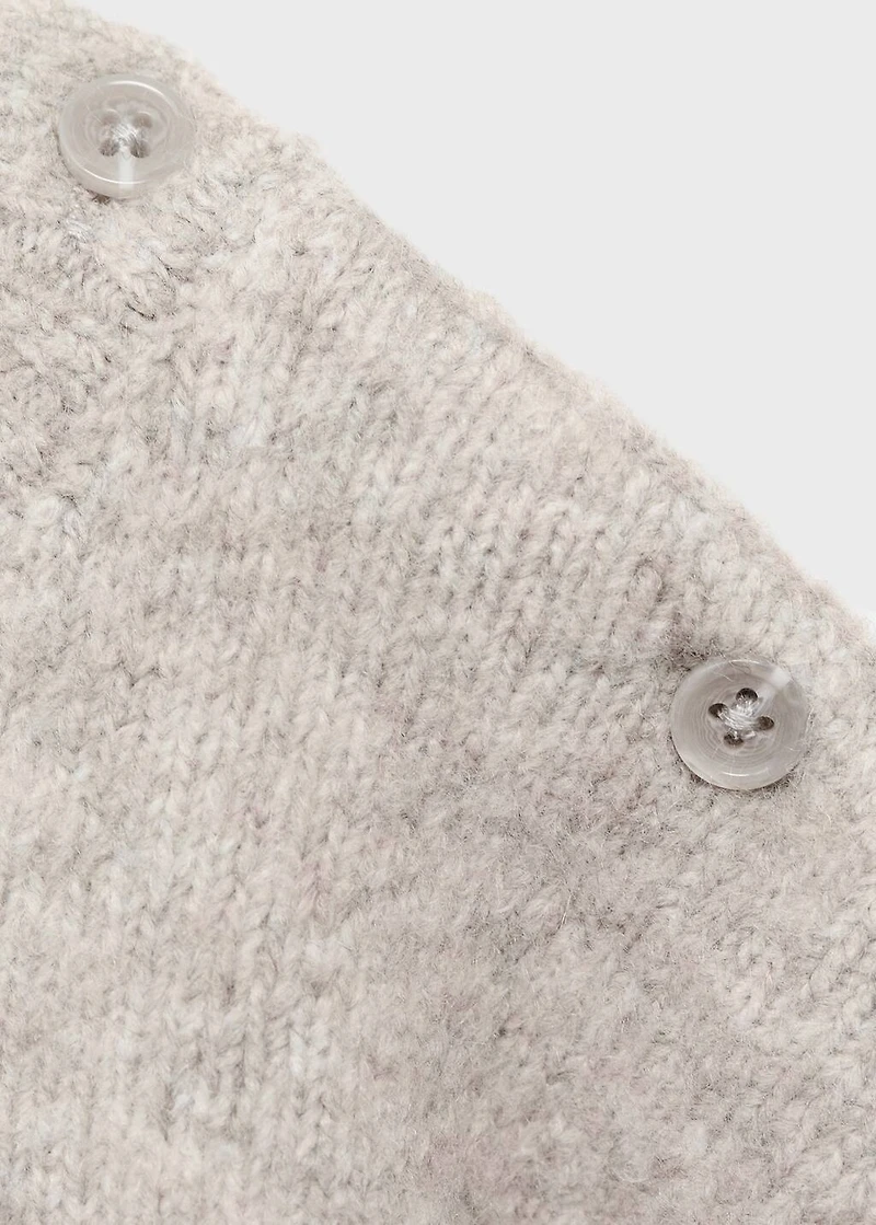 Knitted sweater with bear detail