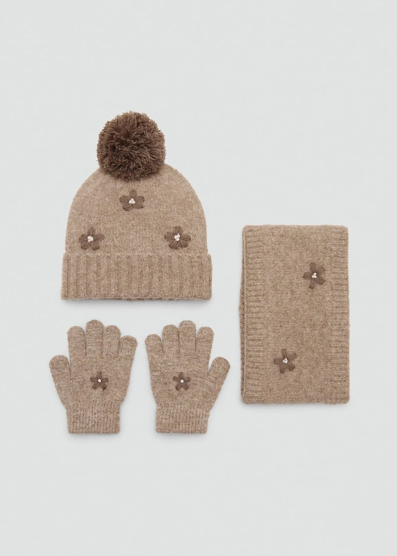 Floral pom-pom hat