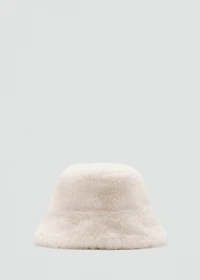Fur-effect bucket hat