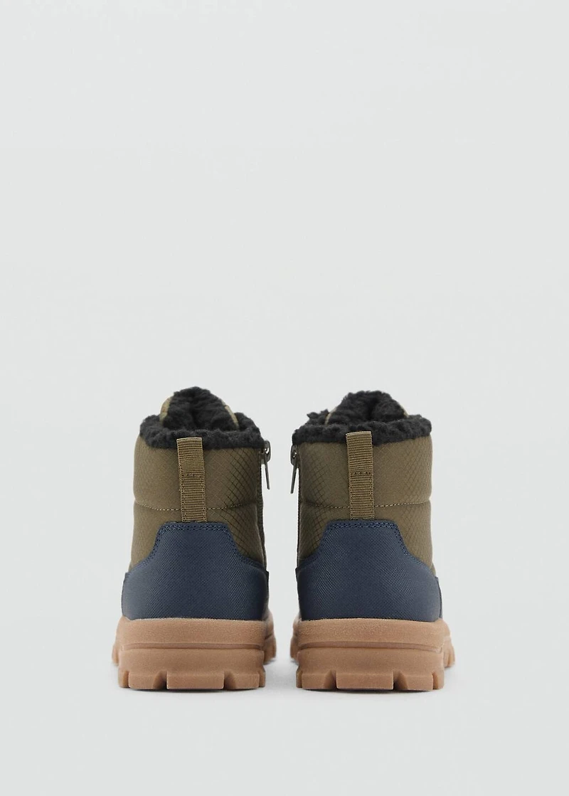 Mountain boot laces