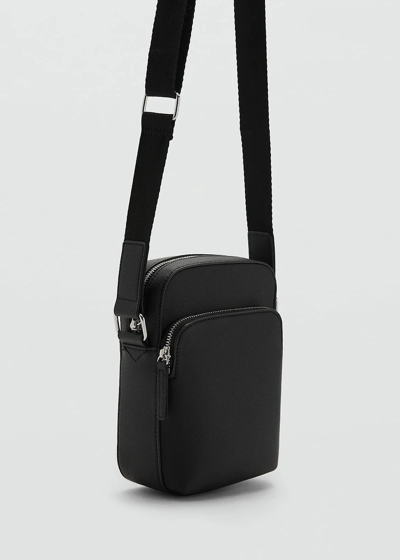 Patent leather-effect shoulder bag