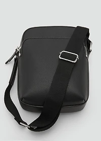 Patent leather-effect shoulder bag