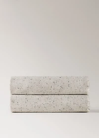 Melange knitted blanket