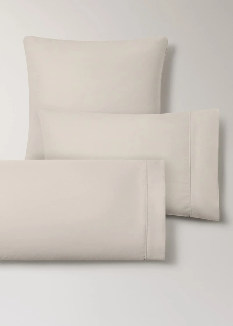 500-thread count cotton percale pillowcase with rounded piping detail 45x110 cm