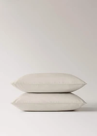 Two 500-thread count cotton percale pillowcases with rounded piping detail 60x60 cm