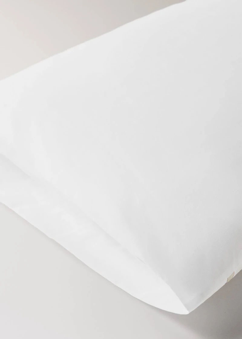 Two 200-thread count percale cotton pillowcases 50x75cm
